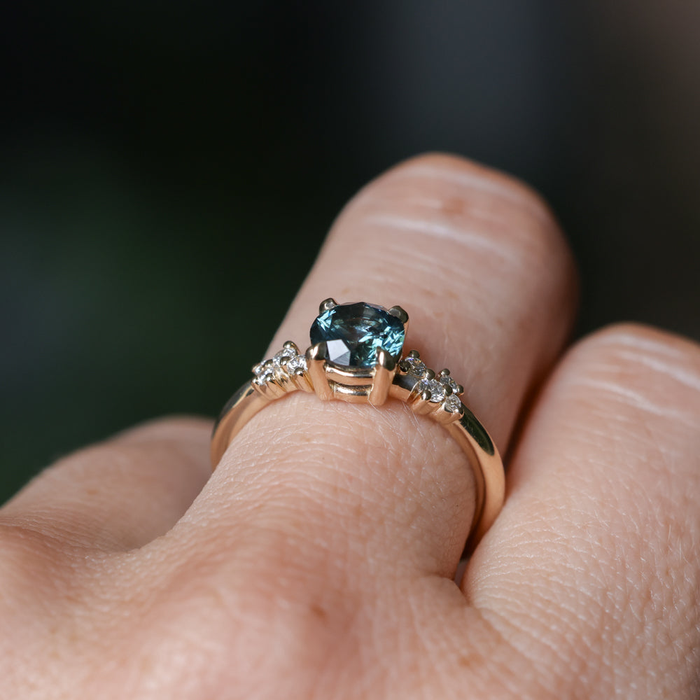 1.16ct Round Blue and Midnight Purple Montana Sapphire and Diamond Starry Night Low Profile Solitaire in 14k Yellow Gold