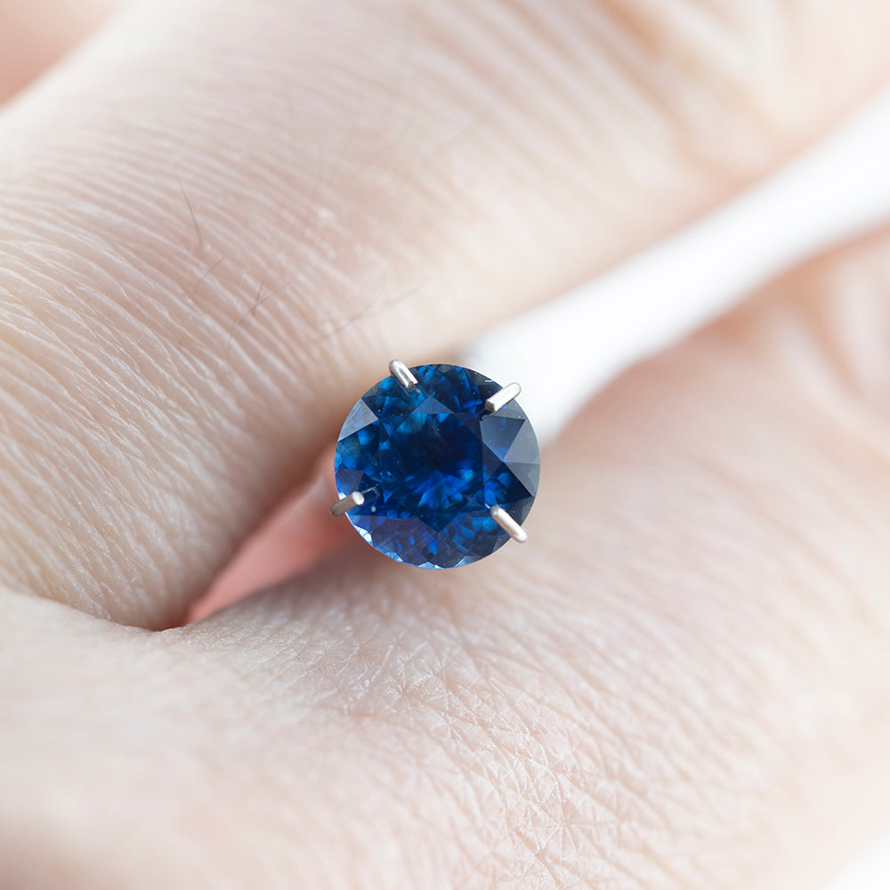 1.00CT ROUND MONTANA SAPPHIRE, ROYAL BLUE, 5.97X3.75MM