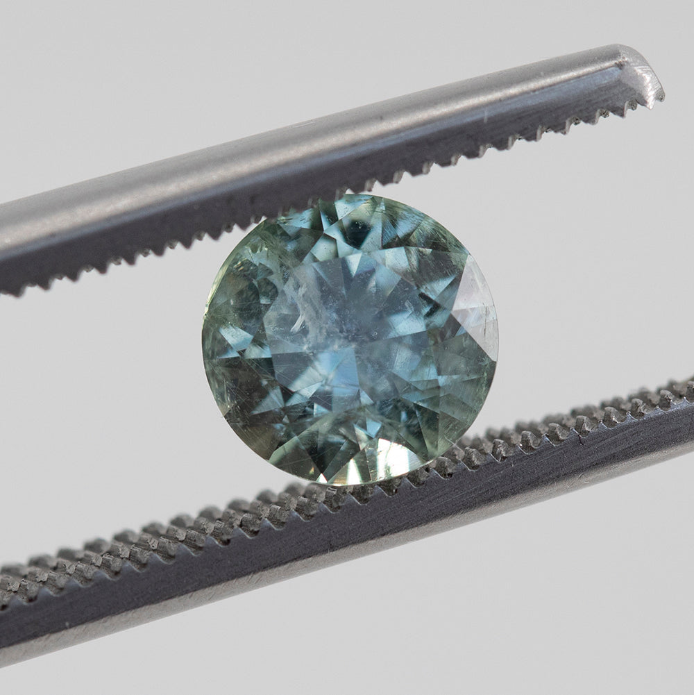 1.36CT ROUND MONTANA SAPPHIRE, MEDIUM SILVERY BLUE GREY, UNHEATED, 6.6MM