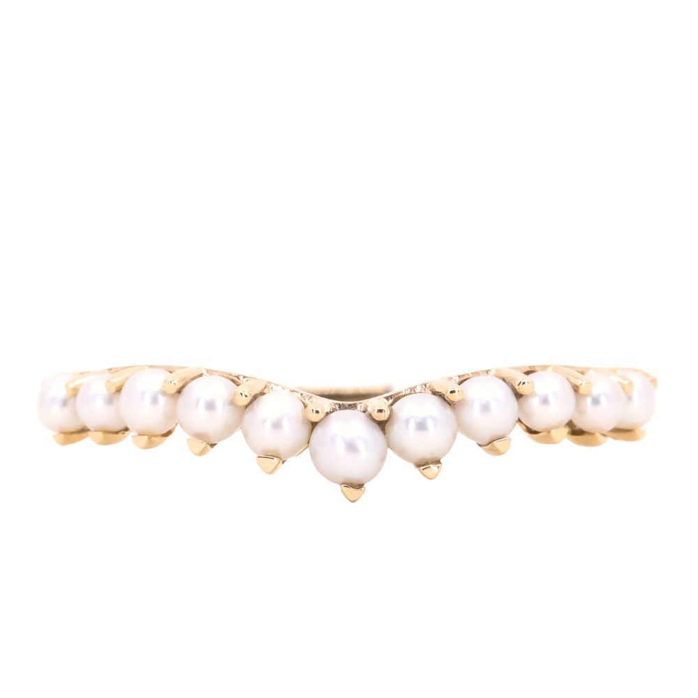 Graduated Pearl Ring