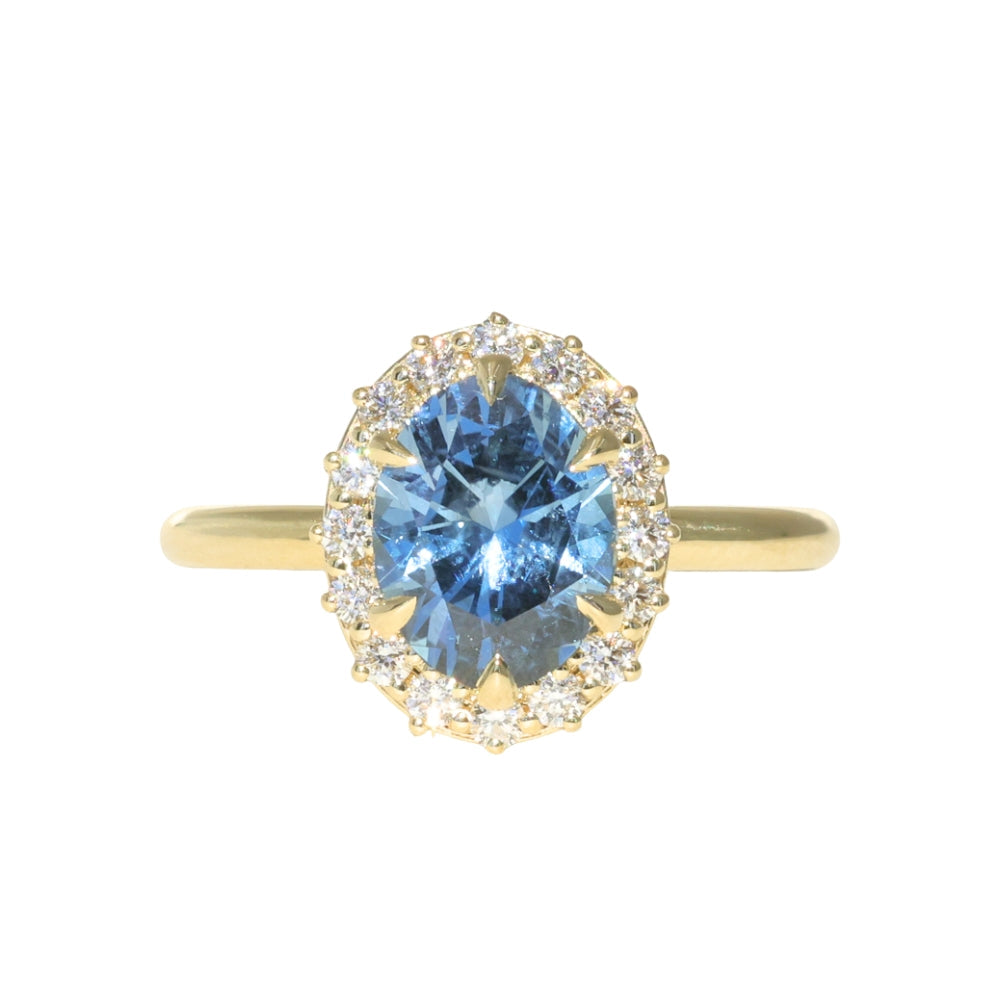 2.52ct Oval Untreated Montana Sapphire Antique-Style Diamond Halo Ring in 18k Yellow Gold