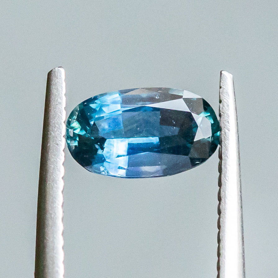 1.22CT OVAL MONTANA SAPPHIRE, TEAL TO OCEAN BLUE, 8.07X4.82X3.25MM