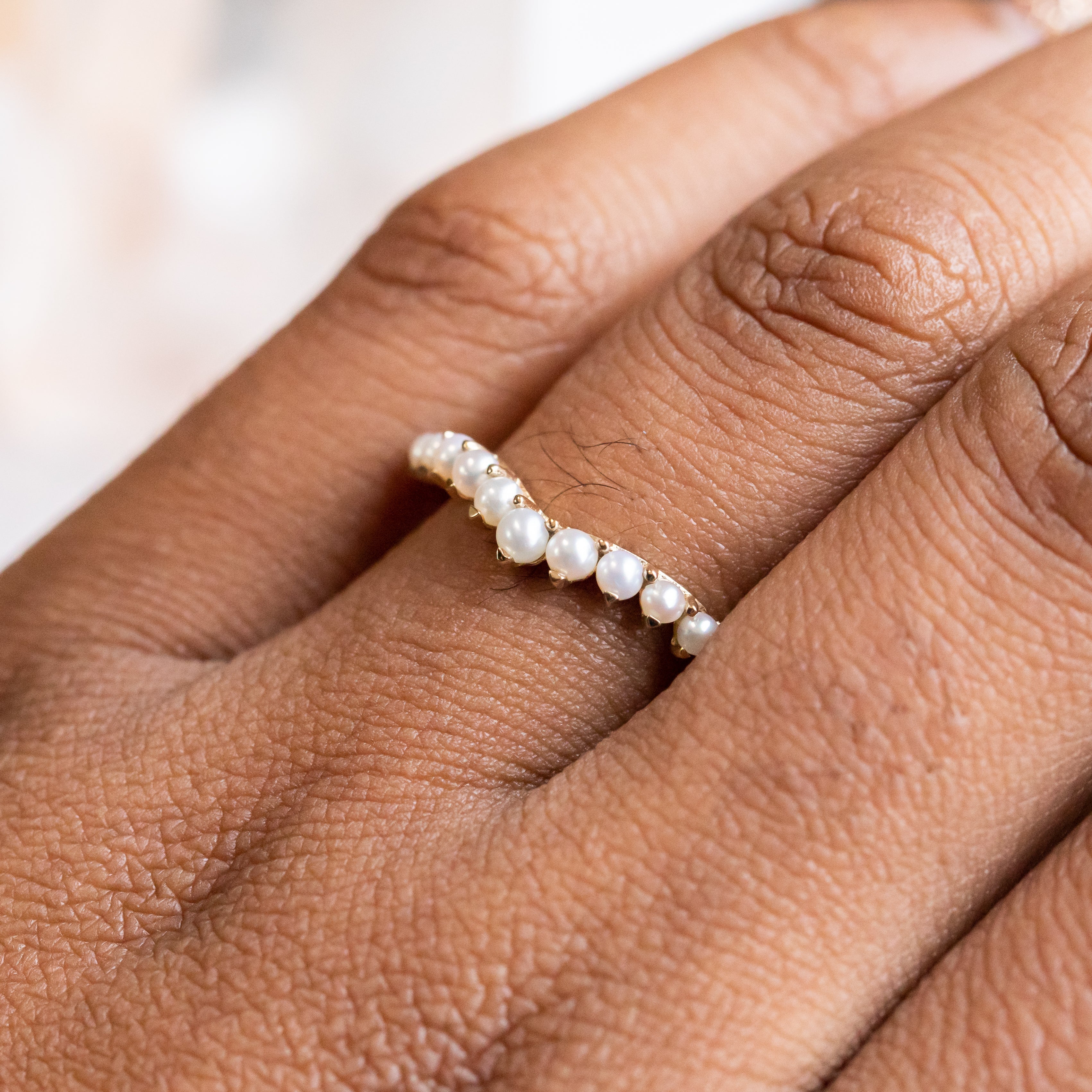 Graduated Pearl Ring