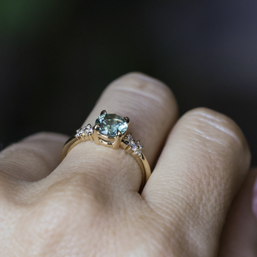 1.47ct Round Untreated Montana Sapphire and Diamond Starry Night Low Profile Solitaire in 14k Yellow Gold