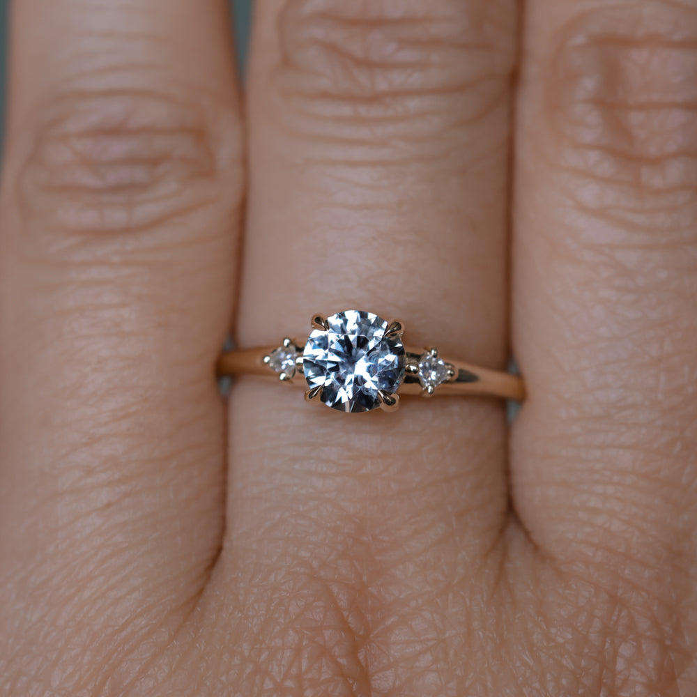 0.98ct Round Color Shifting Untreated Montana Sapphire and Princess Cut Diamond Rapids Low Profile Ring in 14k Yellow Gold