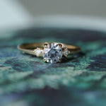 0.98ct Round Color Shifting Untreated Montana Sapphire and Princess Cut Diamond Rapids Low Profile Ring in 14k Yellow Gold