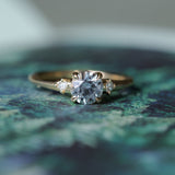 0.98ct Round Color Shifting Untreated Montana Sapphire and Princess Cut Diamond Rapids Low Profile Ring in 14k Yellow Gold