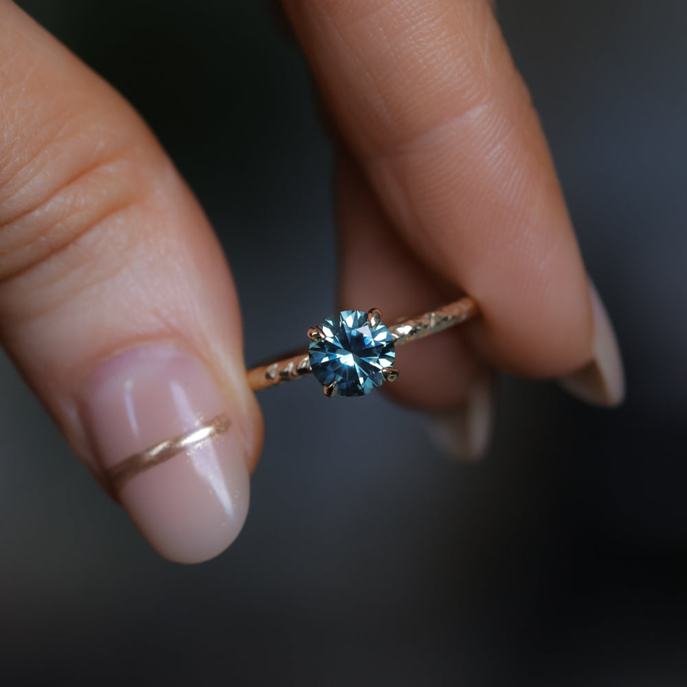 1.13ct Round Precision Blue Montana Sapphire Evergreen Carved 4 Prong Solitaire in 14k Yellow Gold