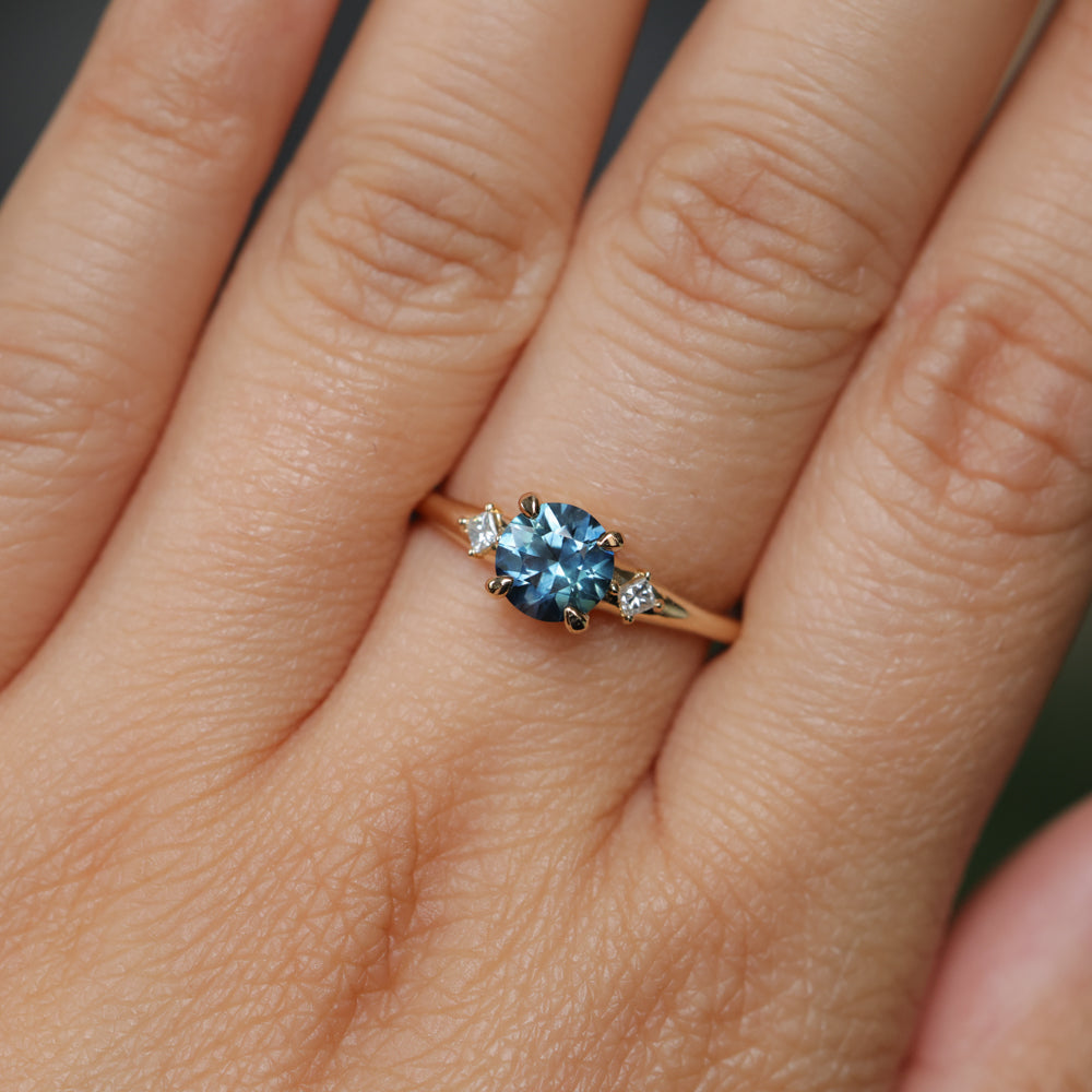 1.03ct Round Montana Sapphire and Princess Cut Diamond Rapids Low Profile Ring in 14k Yellow Gold