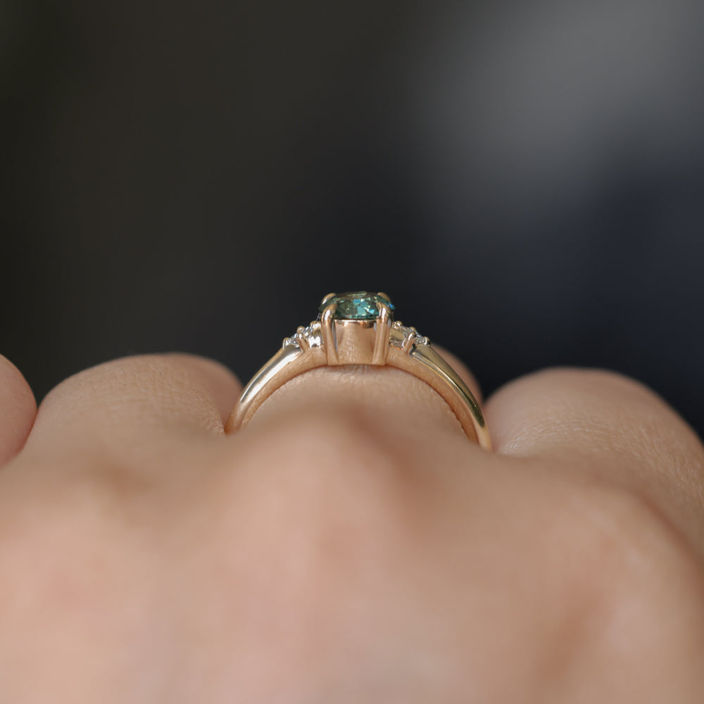 0.80ct Round Montana Sapphire and Princess Cut Diamond Rapids Low Profile Ring in 14k Yellow Gold