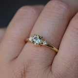 0.71ct Bicolor Round Montana Sapphire and Princess Cut Diamond Rapids Low Profile Ring in 18k Yellow Gold