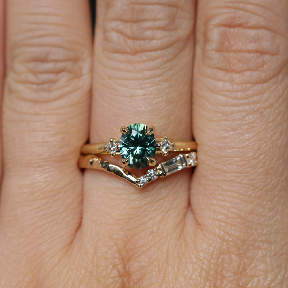 1.41ct Oval Teal Parti Montana Sapphire and Princess Cut Diamond Rapids Low Profile Ring in 18k Yellow Gold
