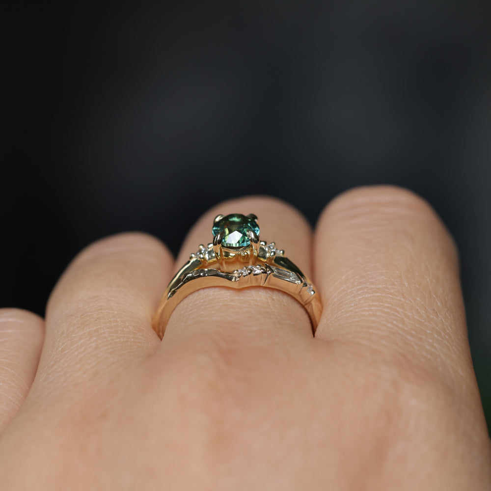 1.41ct Oval Teal Parti Montana Sapphire and Princess Cut Diamond Rapids Low Profile Ring in 18k Yellow Gold