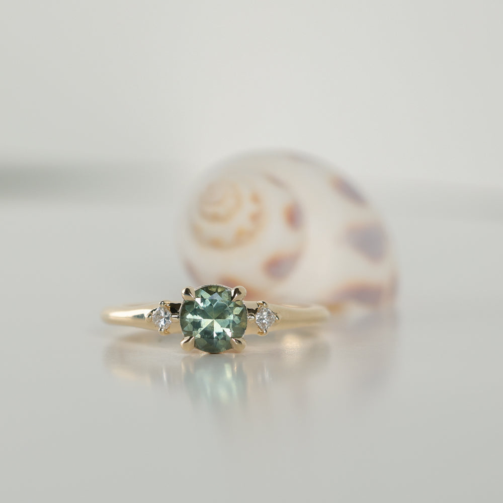 0.93ct Round Seafoam Montana Sapphire and Princess Cut Diamond Rapids Low Profile Ring in 14k Yellow Gold