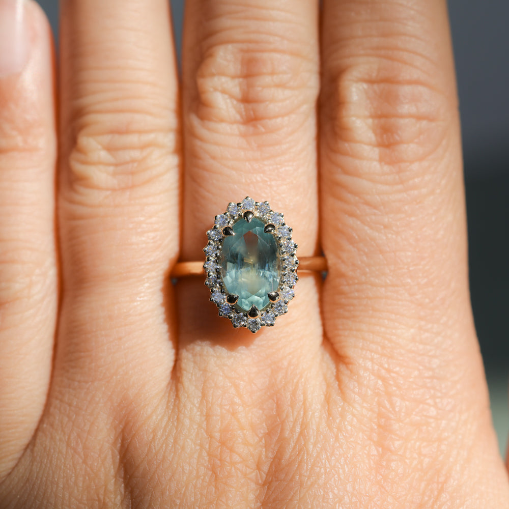 2.54ct Untreated Montana Sapphire Antique-Style Low Profile Diamond Halo Ring in 14k Yellow Gold- Appraised Stone