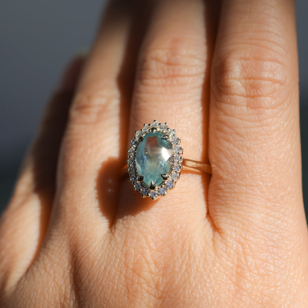 2.54ct Untreated Montana Sapphire Antique-Style Low Profile Diamond Halo Ring in 14k Yellow Gold- Appraised Stone