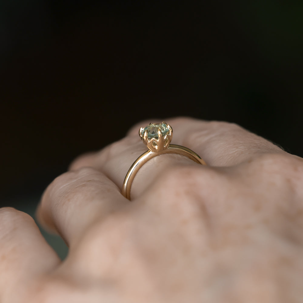 0.97ct Untreated Round Precision Cut Aqua Montana Sapphire Lotus Solitaire in 14k Yellow Gold