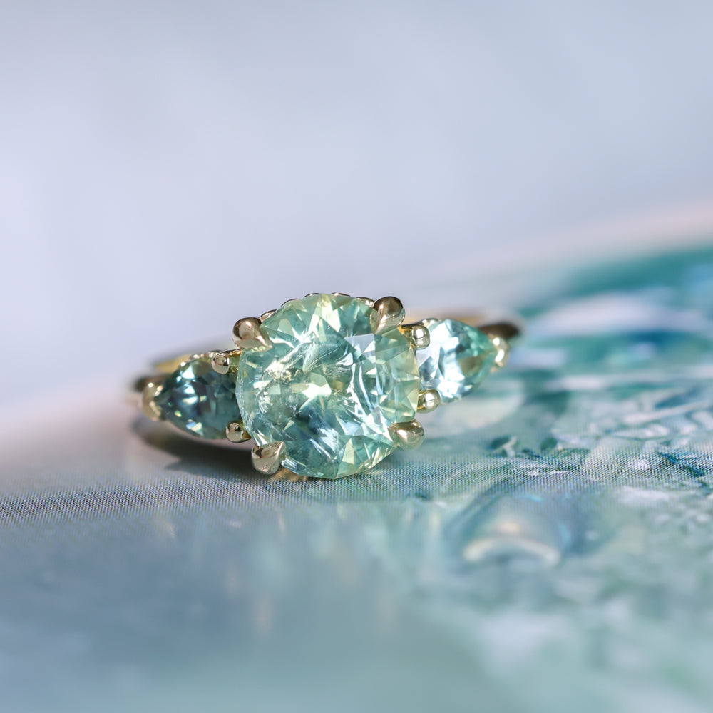 2.75ct Round Untreated Parti Montana Sapphire and Pear Montana Sapphire Three Stone Low Profile Scallop Ring in 18k Yellow Gold