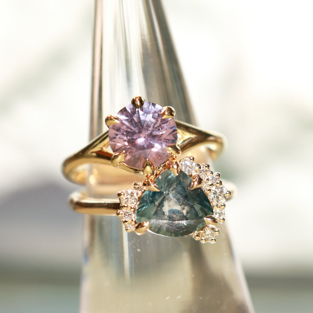 2.40ct Untreated Mauve Precision Cut Montana Sapphire Low Profile Six Prong Split Shank Solitaire in 18k Yellow Gold