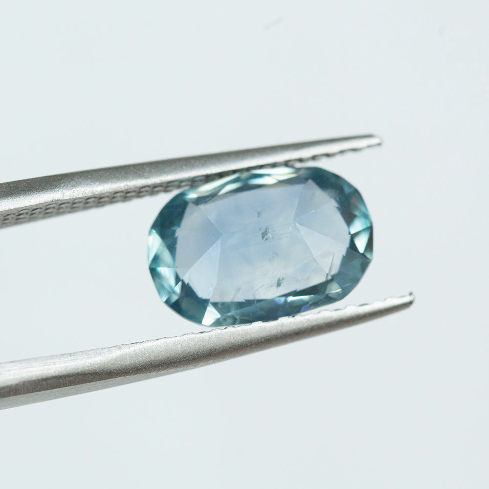 4.25CT ELONGATED CUSHION MONTANA SAPPHIRE, MEDIUM TEAL BLUE, 8.18x11.9MM