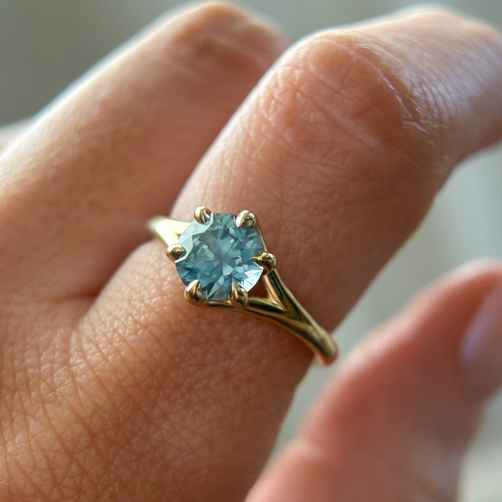 1.70ct Unheated Montana Sapphire Low Profile Six Prong Split Shank Solitaire in 18k Yellow Gold
