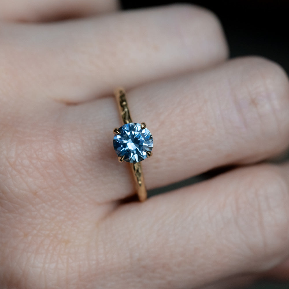 1.40ct Round Blue Precision Cut Montana Sapphire Evergreen Carved 4 Prong Solitaire in 18k Yellow Gold