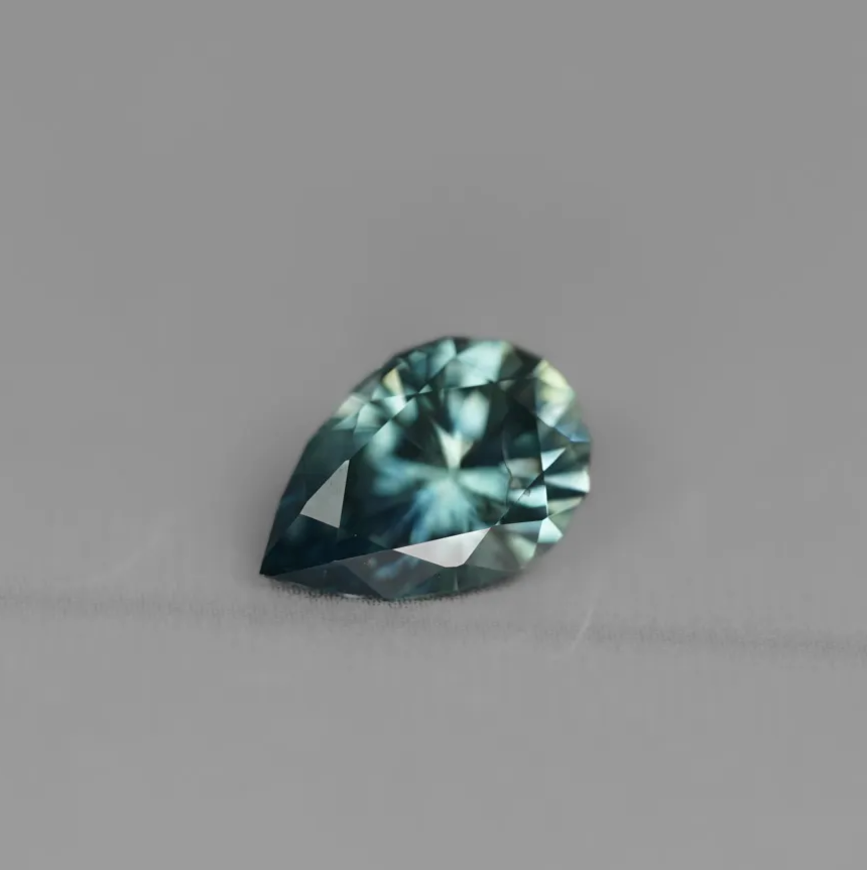 1.53CT PEAR BRILLIANT PRECISION CUT MONTANA SAPPHIRE, SEAFOAM BLUE GREEN, 8.8X6.1MM