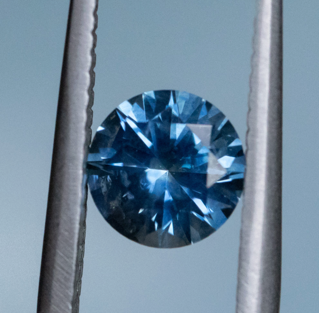 1.19ct Ocean Blue Precision Cut Montana Sapphire and Princess Cut Diamond Rapids Low Profile Ring in 14k Yellow Gold