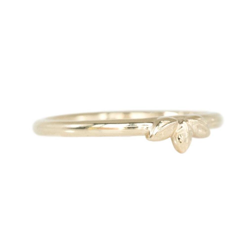 Three Leaves Wedding Band